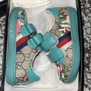 Toddler Gucci Sneaker Size 24 Unisex